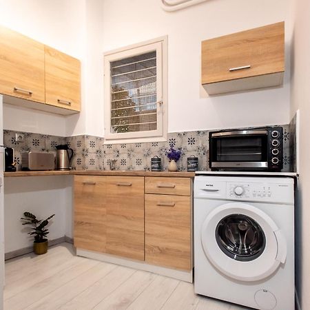 Relax Apartment Under Acropolis เอเธนส์ ภายนอก รูปภาพ