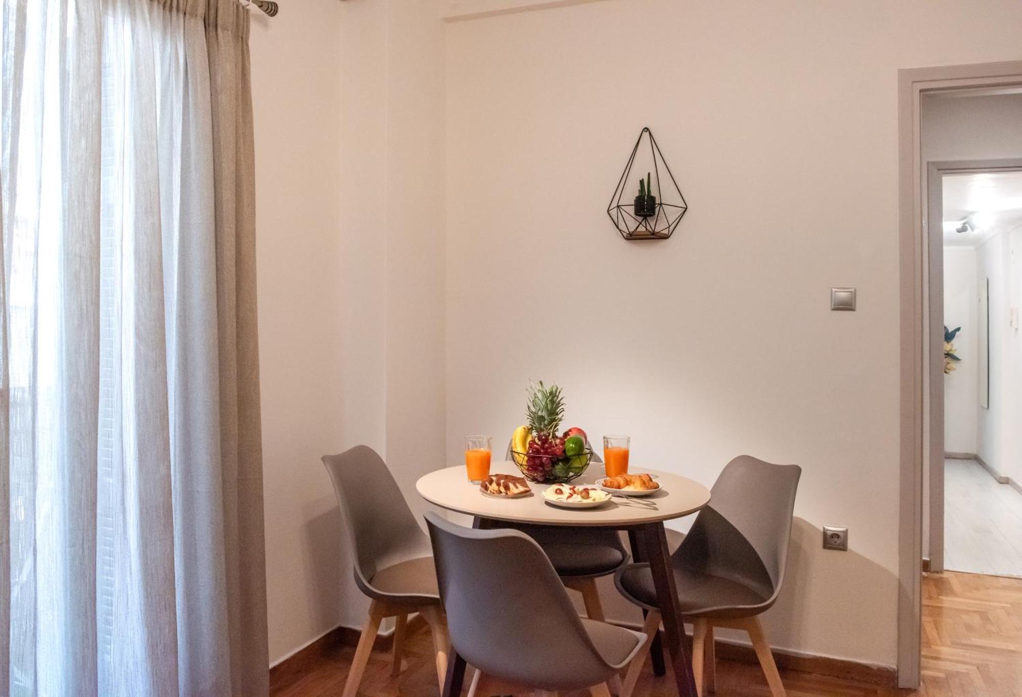 Relax Apartment Under Acropolis เอเธนส์ ภายนอก รูปภาพ